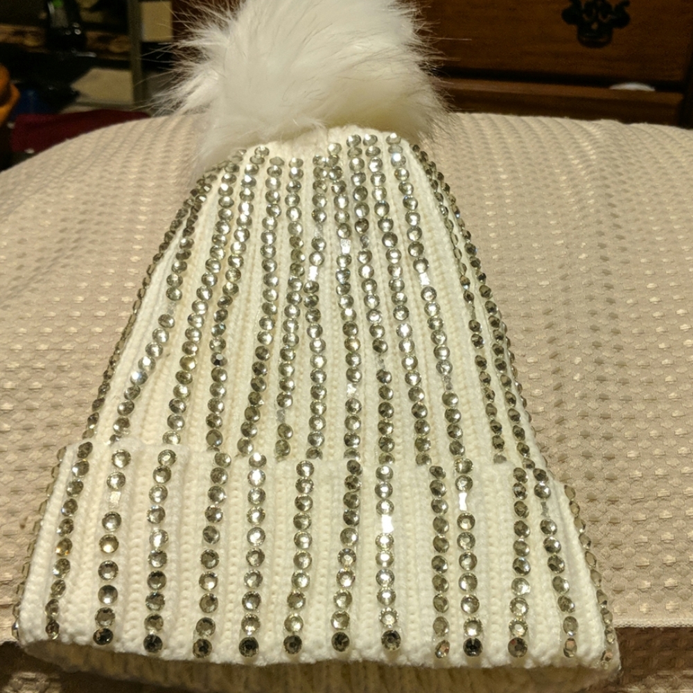 Accessories - Picture 2 of 2